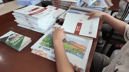 2026级录取通知书封装现场